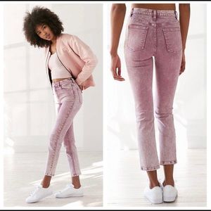 UO BDG High Rise Girlfriend Acid Wash Jeans 28